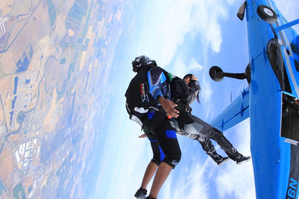 skydiving injuries common is skydiving worth the risk