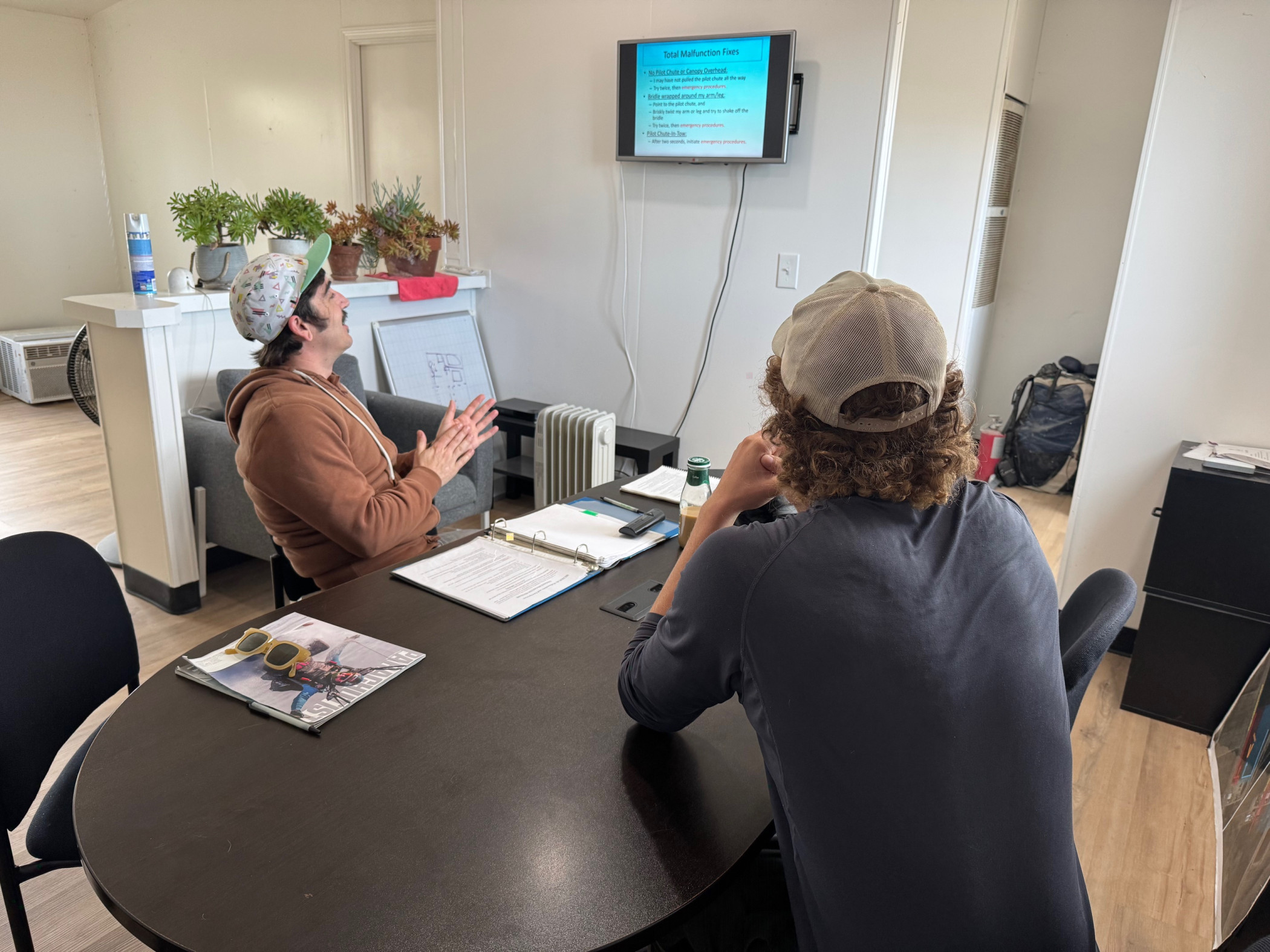 New students learning skydiving at Skydive California’s AFF training program