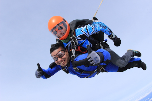 tandem skydive at skydive california