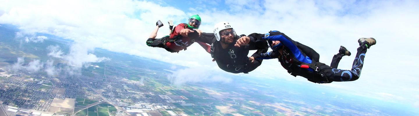 learn to skydive aff accelerated freefall