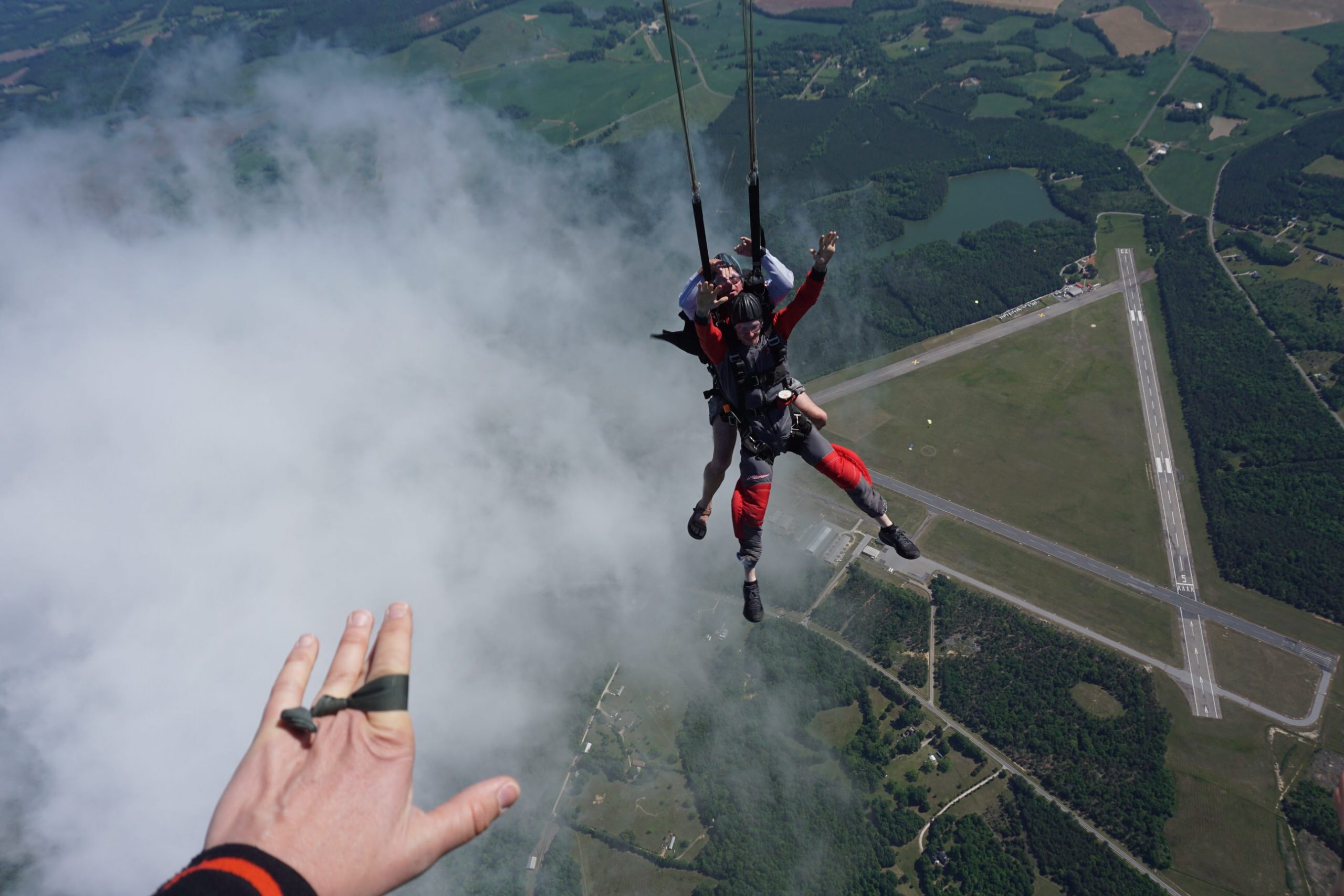 Tandem skydiving at Skydive Carolina